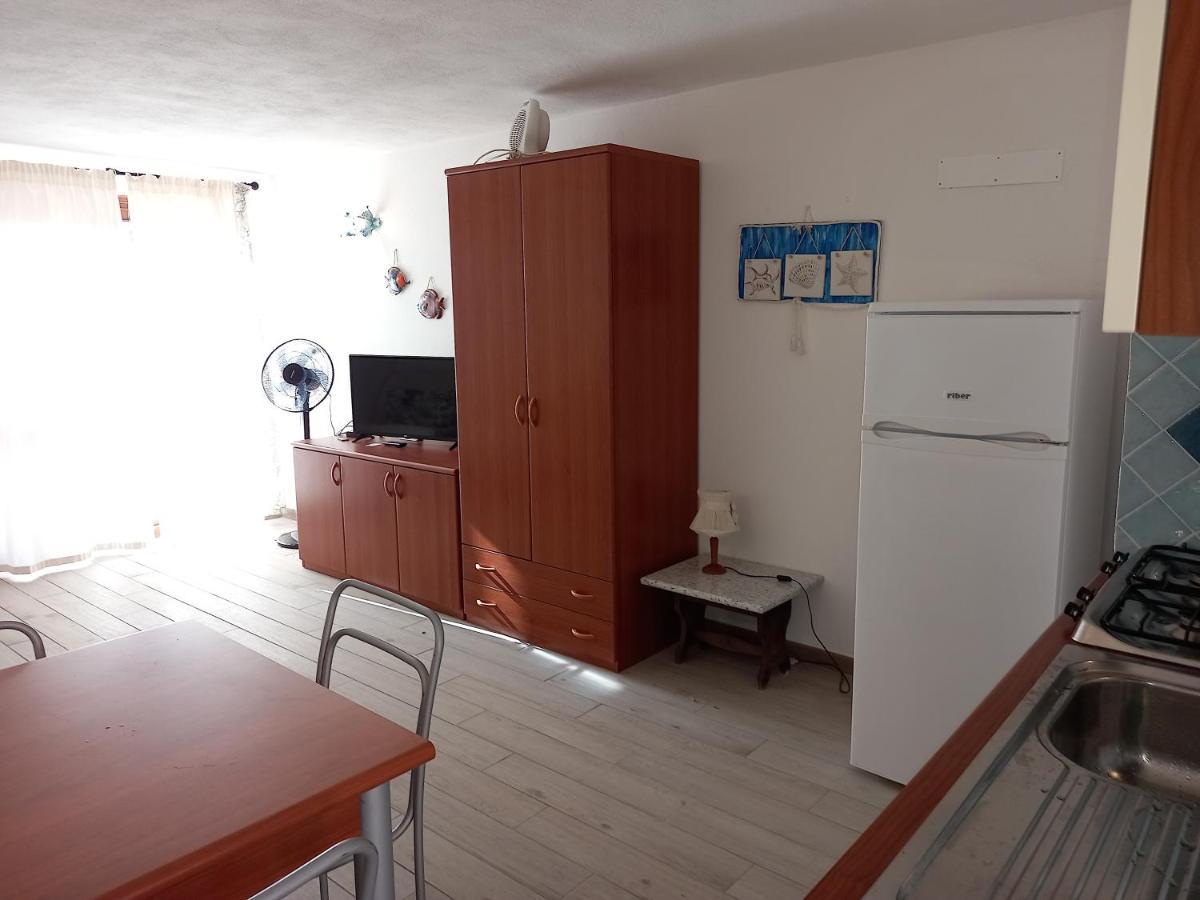 Lucky Apartment Golfo Aranci Buitenkant foto