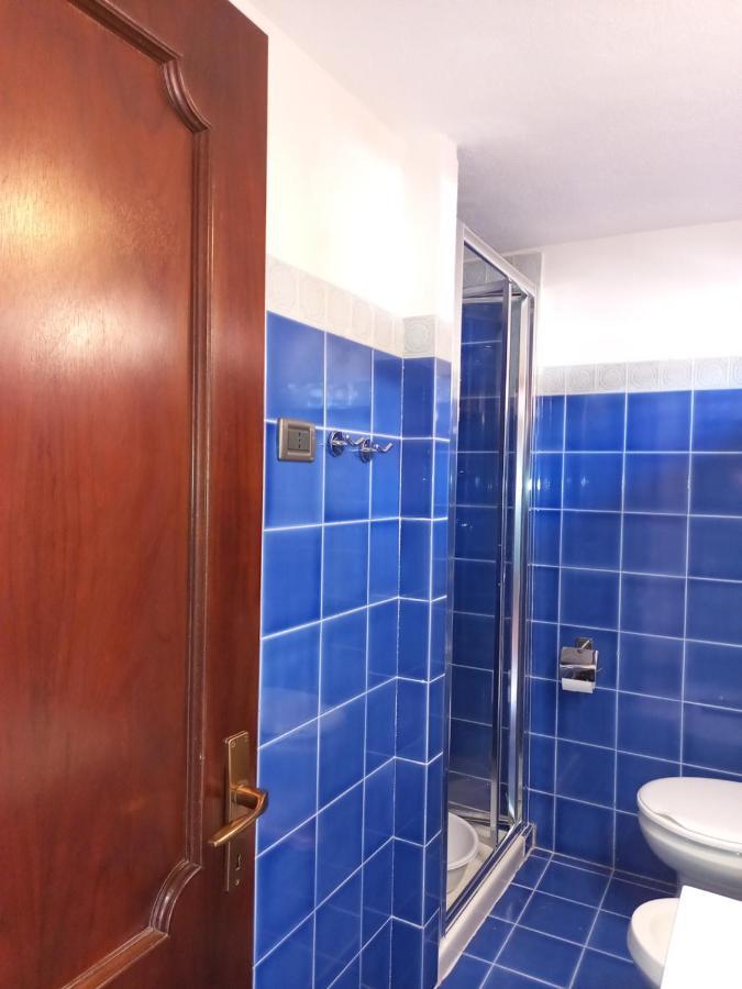 Lucky Apartment Golfo Aranci Buitenkant foto