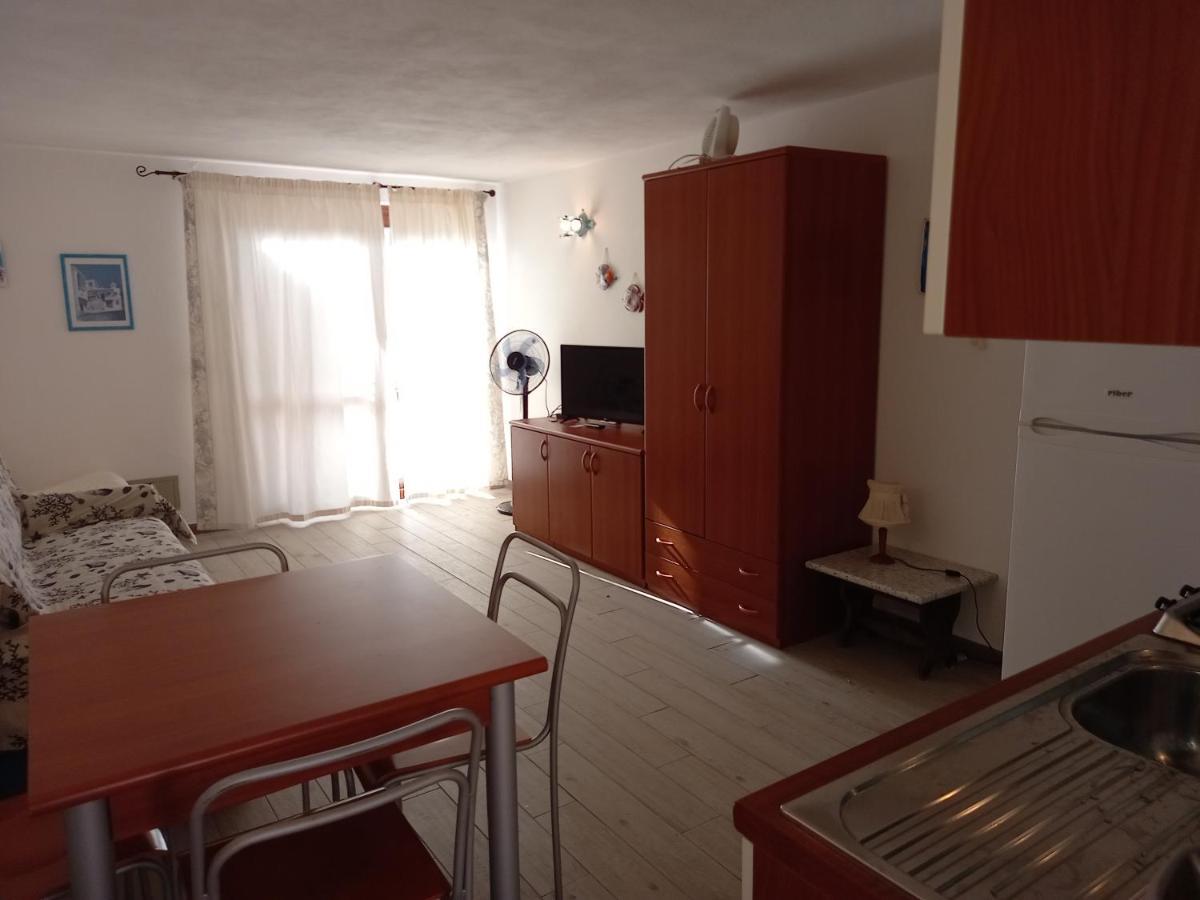 Lucky Apartment Golfo Aranci Buitenkant foto