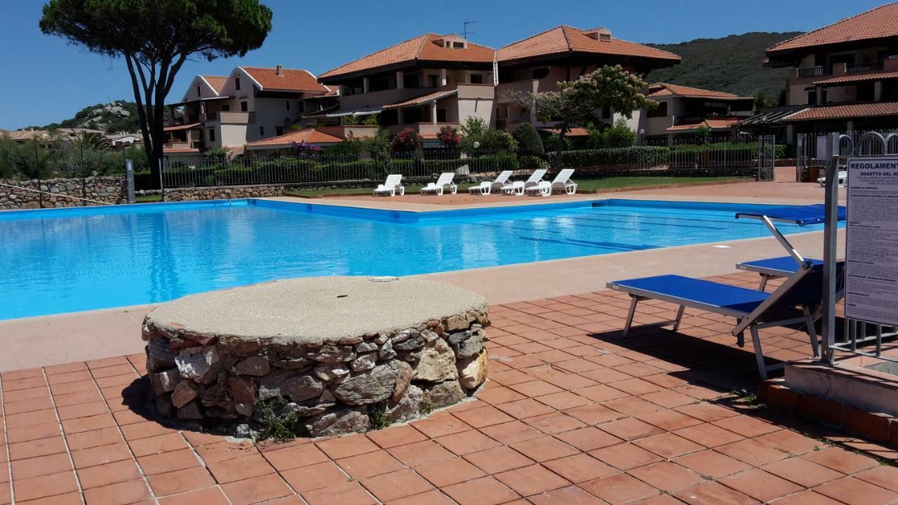 Lucky Apartment Golfo Aranci Buitenkant foto